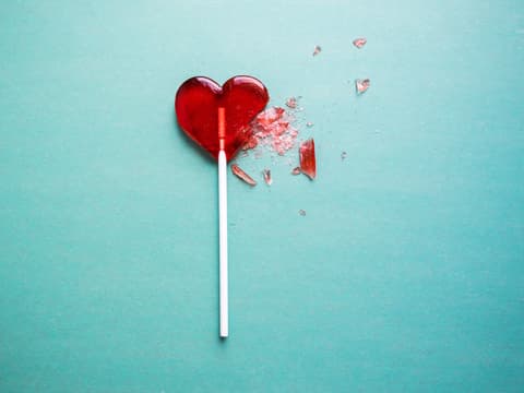 Gebrochenes Lolli-Herz