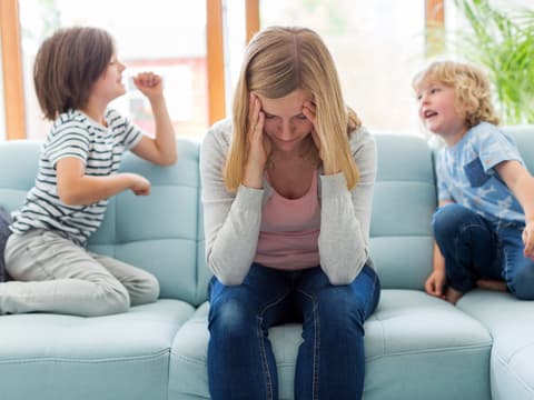 Burnout bei Müttern – ein wachsendes Problem.
