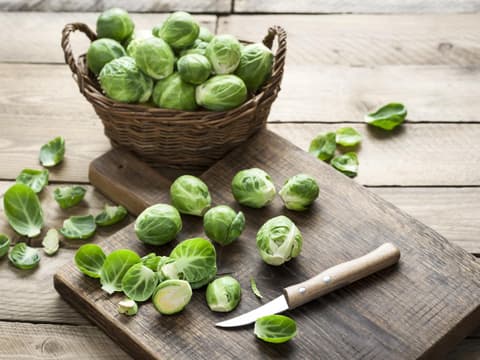 Korb mit Rosenkohl