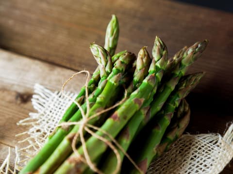 Saison von Spargel