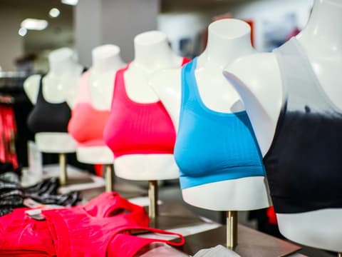 Sport-BHs im Verkauf
