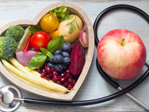 Die Ernährung hat einen großen Einfluss auf den Cholesterinspiegel.