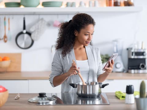 Die neue Gesundheitsapp „My Food Doctor“ hilft beim Abnehmen.