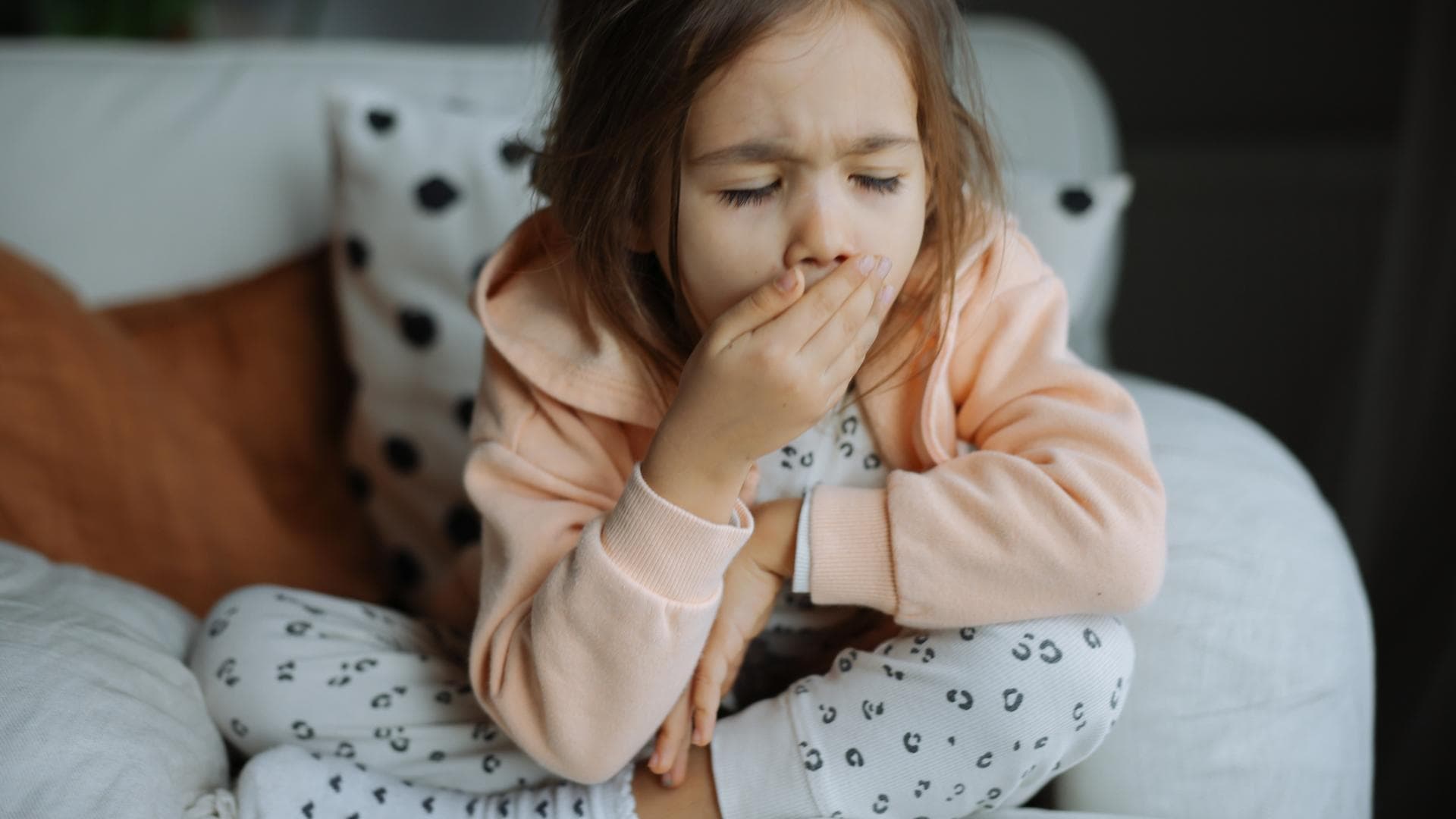 Was Sind Die 3 Stadien Von Keuchhusten Keuchhusten-Symptome bei Kindern: Was schafft Linderung?