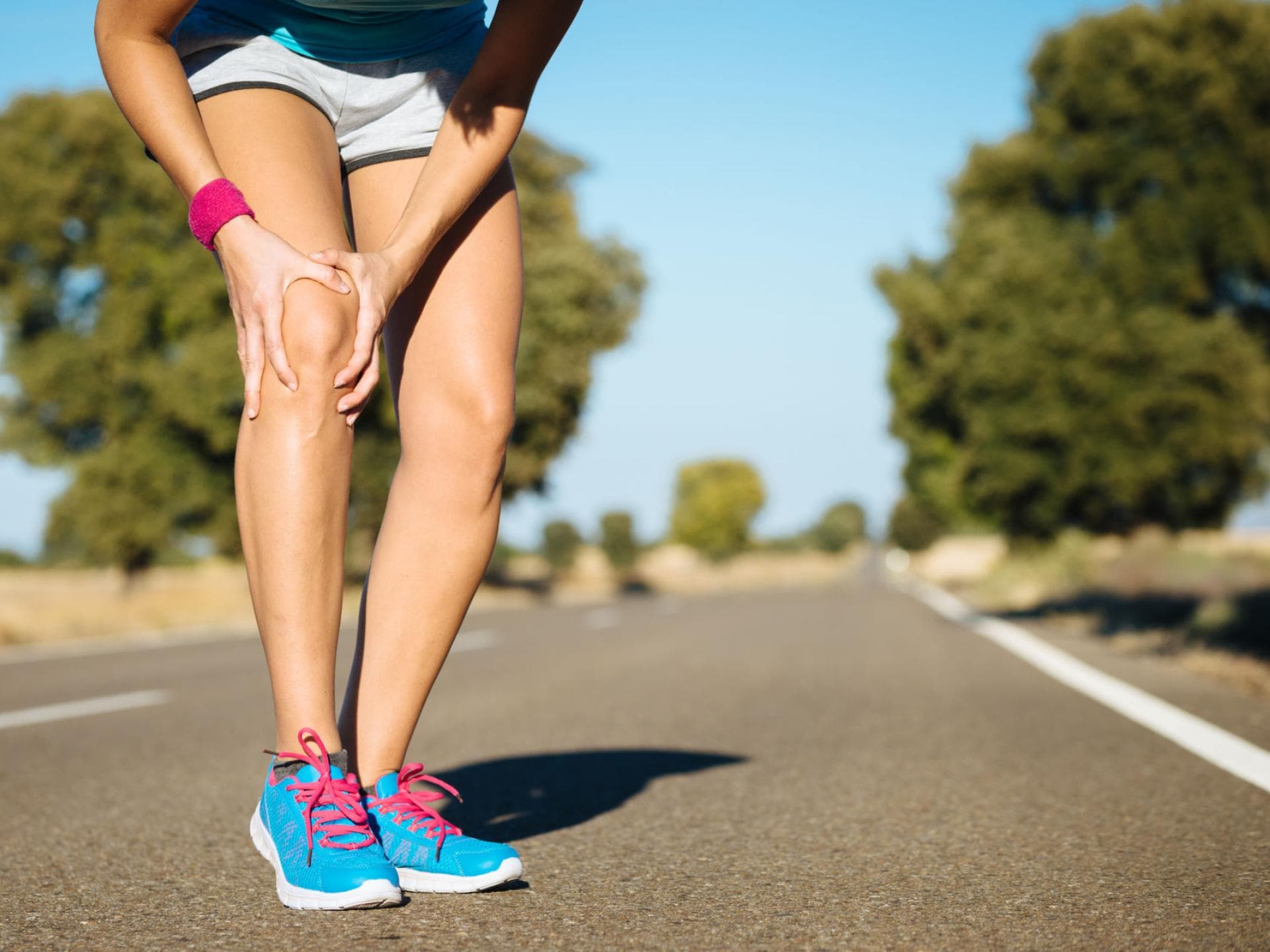 Knacken Im Knie Schmerzen Und Gerausche Im Gelenk