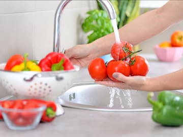 Gemüse waschen Gemüse waschen