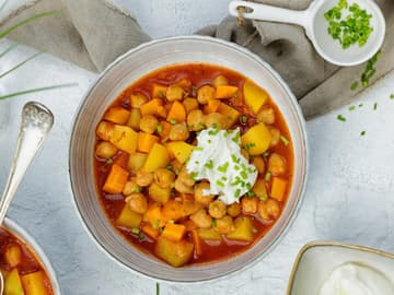 Kichererbsen-Eintopf mit Tomaten Kichererbsen-Eintopf mit Tomaten