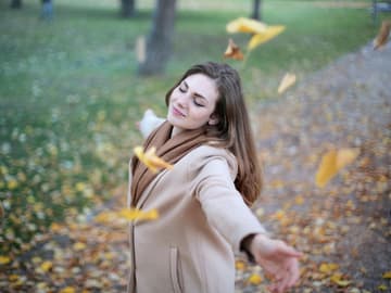 Frau im Herbst Frau im Herbst