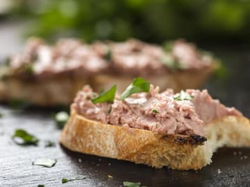 Brot mit Leberwurst Brot mit Leberwurst