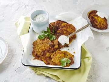 Möhren Zucchini Puffer Möhren Zucchini Puffer