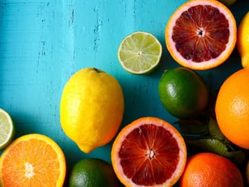 Der beste Schutz vor freien Radikalen besteht aus einem gesunden Lebensstil mit ausreichend Antioxidantien. Der beste Schutz vor freien Radikalen besteht aus einem gesunden Lebensstil mit ausreichend Antioxidantien.