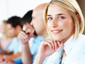 frau-job-laecheln.jpg