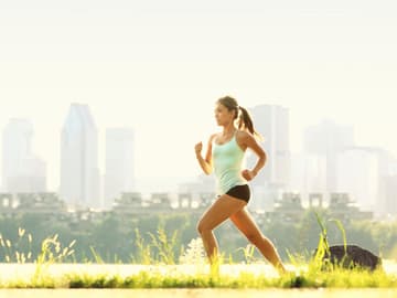 Frau joggt Frau joggt