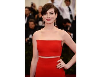 Anne Hathaway Anne Hathaway