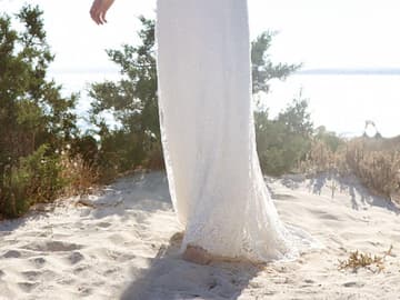 Braut am Strand Hochzeitskleid-Strand