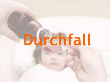 Krankes Kind bekommt Medizin Kinderkrankheiten