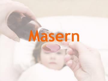 Krankes Kind bekommt Medizin Kinderkrankheiten
