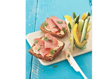 Belegtes Vollkornbrötchen Belegtes Vollkornbrötchen