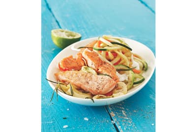 Gemüsenudeln mit Lachs Gemüsenudeln mit Lachs