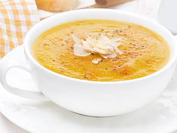 Gemüsesuppe mit Parmesan Gemüsesuppe mit Parmesan