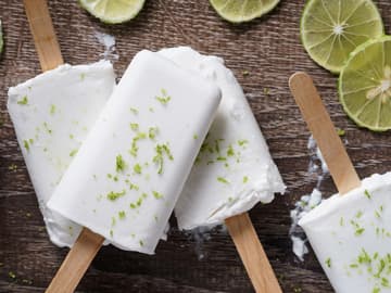 Buttermilch-Zitronen Eis am Stiel Buttermilch-Zitronen Eis am Stiel