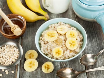 Chia-Oats mit Mango und Bananen Chia-Oats mit Mango und Bananen
