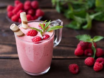 Mango-Himbeer-Smoothie Mango-Himbeer-Smoothie mit Chia-Samen
