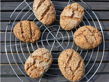 Krustenbrötchen Krustenbrötchen