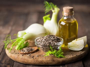 Fenchelöl Fenchel, Fenchelsamen und Fenchelöl