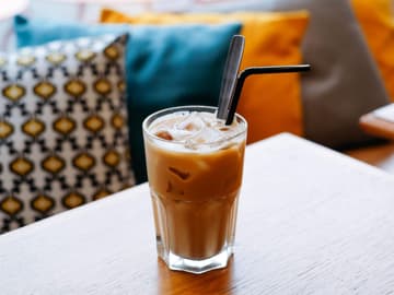 gesundes-sommergetraenk-iced-coffee