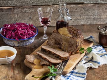 Rinderbraten_mit_Apfel_Zimt_Rotkohl Rinderbraten_mit_Apfel_Zimt_Rotkohl