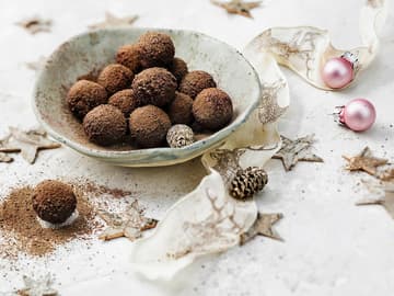Low-Carb-Lakritz-Schoko-Trüffel Low Carb Lakritz-Schoko-Trüffel