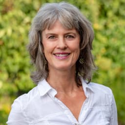 Profile picture for user Stella Arndt