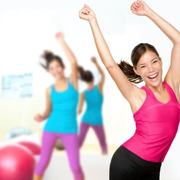 Frauen tanzen, Frauen machen Zumba Frau macht Zumba